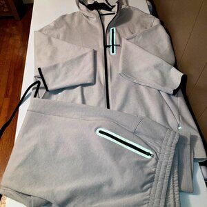 Old Navy Dynamic Fleece track suit XXL